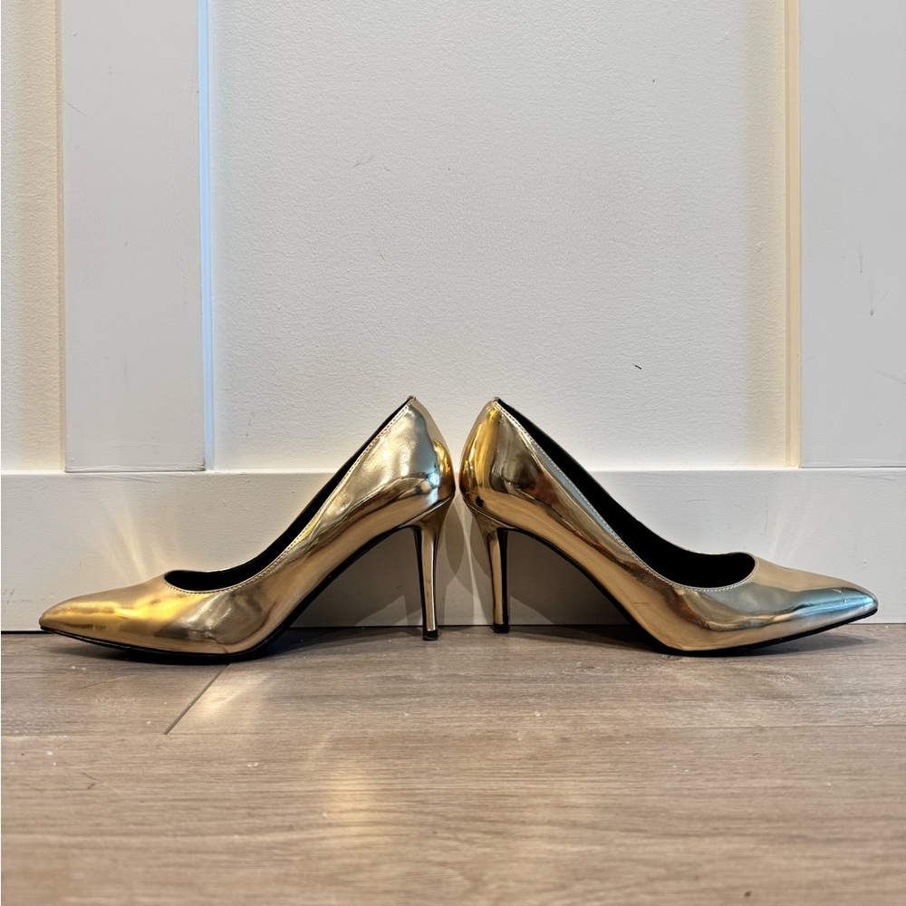 Charles & Keith Gold Metallic Heels